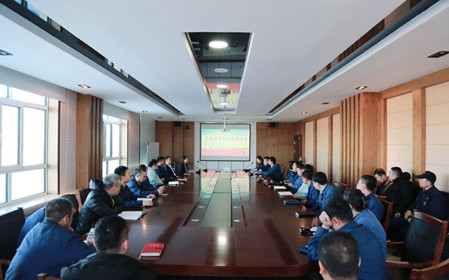 標(biāo)題：華德牧草公司召開(kāi)干部大會(huì)
瀏覽次數(shù)：1085
發(fā)表時(shí)間：2025-01-03